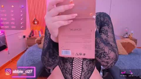 Snapshot of abbieedmond chatting on December 15, 3:55 am Abbie Edmond online show from December 15, 3:55 am