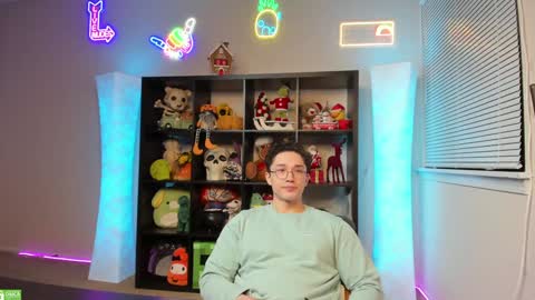 Snapshot of abbuddy920236 chatting on December 20, 5:14 am buddy online show from December 20, 5:14 am