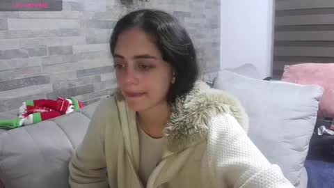 Snapshot of abby_jensen chatting on December 21, 2:41 am abby jense online show from December 21, 2:41 am