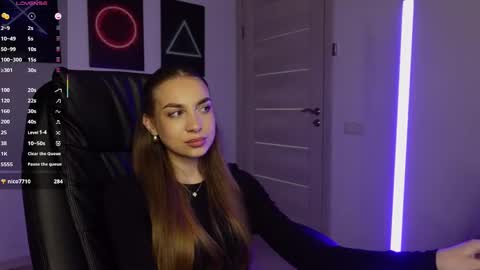 Snapshot of abby_laker chatting on March 11, 8:20 pm ABBY LAKER online show from March 11, 8:20 pm