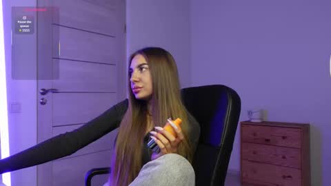 Snapshot of abby_laker chatting on September 18, 5:04 pm ABBY LAKER online show from September 18, 5:04 pm