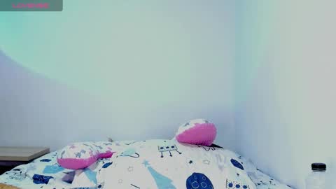 Snapshot of abby_saenz01 chatting on January 12, 11:04 pm Abby Saenz online show from January 12, 11:04 pm