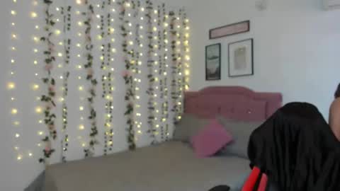 Abby online show from January 10, 7:59 pm