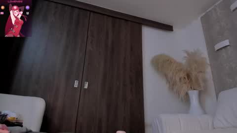 Snapshot of abby_yons chatting on November 12, 12:38 pm Abby online show from November 12, 12:38 pm