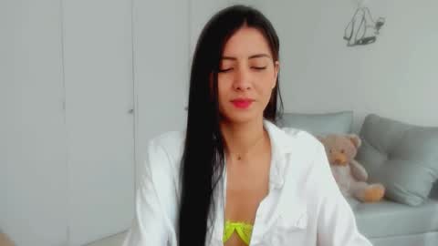 Laura  online show from December 21, 4:03 pm