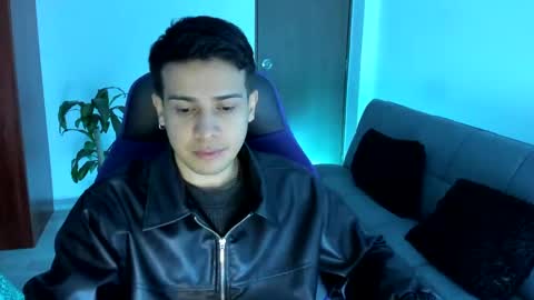 Snapshot of abelasburgo chatting on November 19, 2:44 am Independence model AbelAsburgo online show from November 19, 2:44 am