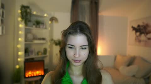 Snapshot of abella_danger_x chatting on December 16, 12:06 pm abella_danger_x online show from December 16, 12:06 pm