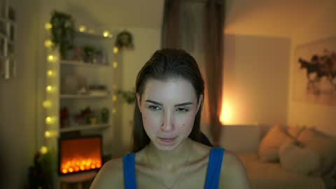 Snapshot of abella_danger_x chatting on December 27, 3:59 pm abella_danger_x online show from December 27, 3:59 pm