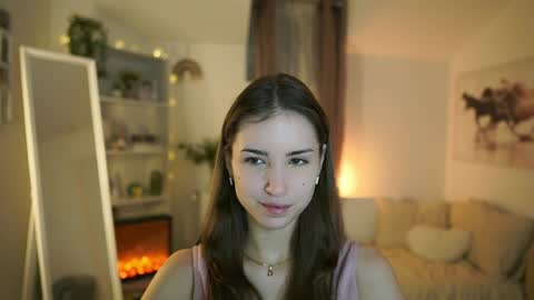 Snapshot of abella_danger_x chatting on February 6, 8:29 am abella_danger_x online show from February 6, 8:29 am