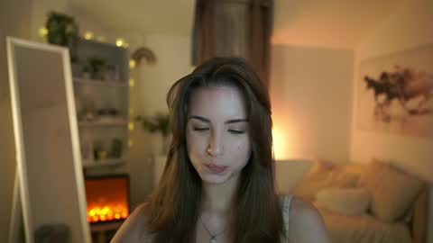 Snapshot of abella_danger_x chatting on February 24, 12:37 pm abella_danger_x online show from February 24, 12:37 pm