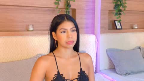 abiehils online show from February 5, 11:37 am