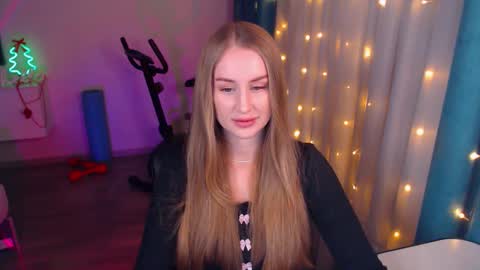 Anna online show from January 12, 5:33 pm