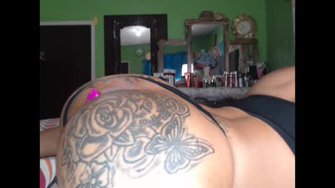 Snapshot of abigail_luv chatting on October 3, 3:36 am Abigail online show from October 3, 3:36 am