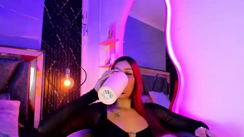 Snapshot of abiilene_cameron chatting on September 24, 2:37 am abiilene_cameron online show from September 24, 2:37 am