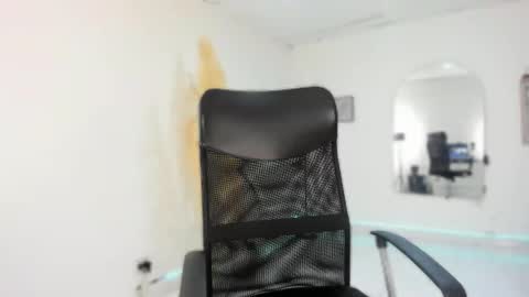 Snapshot of abony_sex69 chatting on November 28, 3:20 am abony_sex69 online show from November 28, 3:20 am