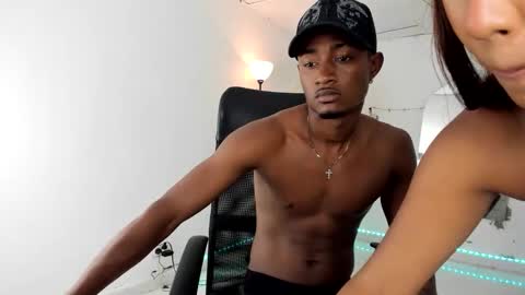 Snapshot of abony_sex69 chatting on December 15, 7:18 pm abony_sex69 online show from December 15, 7:18 pm