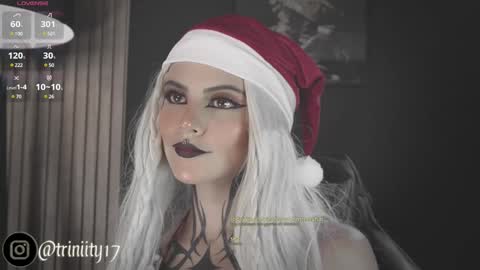 Snapshot of abril__colen chatting on December 24, 8:49 pm April online show from December 24, 8:49 pm