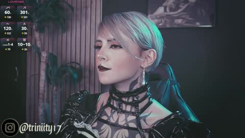 Snapshot of abril__colen chatting on January 31, 7:18 pm April online show from January 31, 7:18 pm