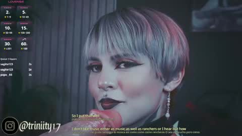 Snapshot of abril__colen chatting on February 10, 4:30 am April online show from February 10, 4:30 am