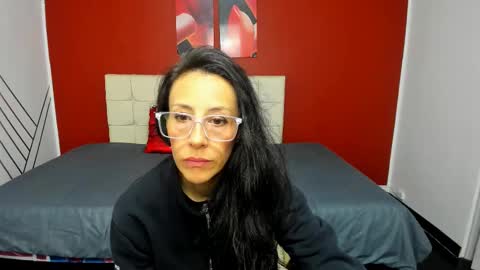 ABRIL online show from February 10, 8:00 pm