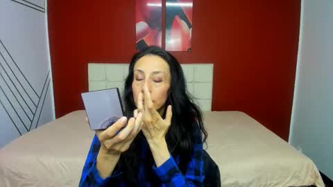 ABRIL online show from February 18, 7:52 pm