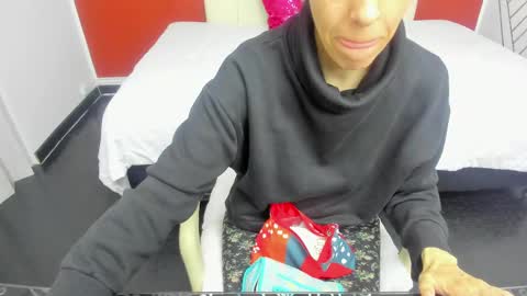 ABRIL online show from February 28, 7:25 pm