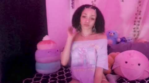 Snapshot of abruisedpeach chatting on October 5, 3:16 am Peach online show from October 5, 3:16 am