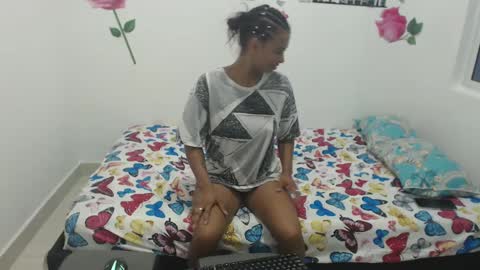 Snapshot of aby2_ chatting on September 15, 3:56 pm aby2_ online show from September 15, 3:56 pm