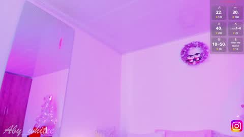 Snapshot of aby_whitee chatting on January 11, 3:09 pm Aby online show from January 11, 3:09 pm
