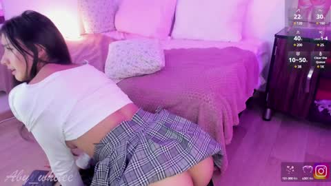 Snapshot of aby_whitee chatting on February 7, 5:10 am Aby online show from February 7, 5:10 am