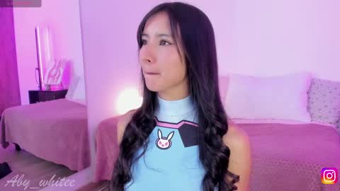 Snapshot of aby_whitee chatting on February 9, 6:11 am Aby online show from February 9, 6:11 am