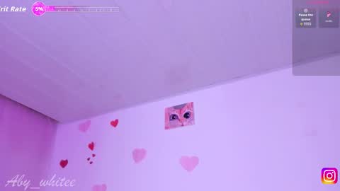 Snapshot of aby_whitee chatting on October 3, 12:13 pm Aby online show from October 3, 12:13 pm