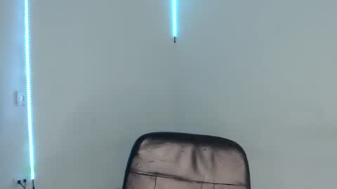 abyy_thomson online show from January 16, 9:24 am