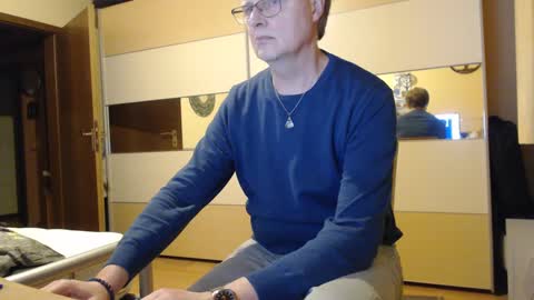 ach471 online show from December 8, 5:11 pm