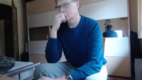 ach471 online show from December 9, 10:00 am