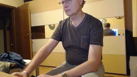 ach471 online show from December 10, 7:05 am