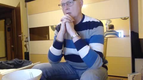 ach471 online show from December 27, 6:20 pm