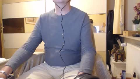 ach471 online show from September 16, 7:15 pm