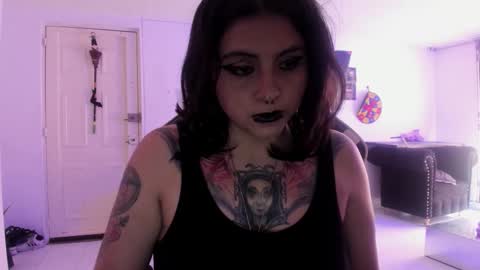 Snapshot of acid_alice666 chatting on October 20, 4:07 pm Alice online show from October 20, 4:07 pm