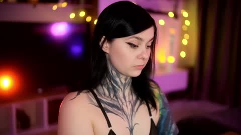 acid_pie online show from February 17, 6:20 am