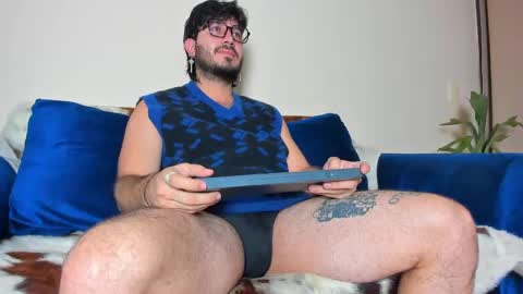 R. online show from January 12, 10:02 am