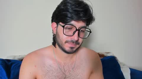 R. online show from January 15, 6:51 pm