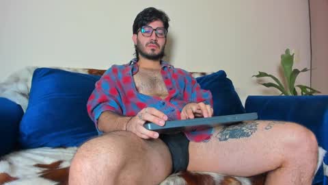 R. online show from January 19, 10:06 am