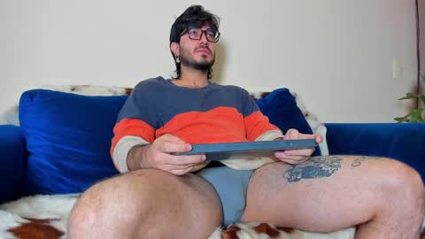 R. online show from January 29, 11:20 am