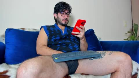 R. online show from January 30, 10:29 am