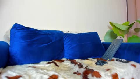 R. online show from February 6, 1:43 pm