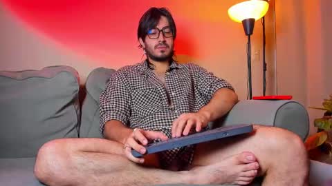 R. online show from October 3, 10:45 am