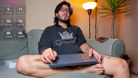 Snapshot of ackerman_eren_ chatting on December 19, 9:38 am R. online show from December 19, 9:38 am