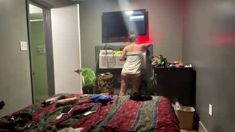 Snapshot of acouplesinners chatting on October 28, 4:49 am acouplesinners online show from October 28, 4:49 am