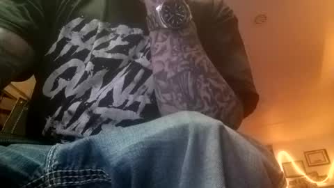 Snapshot of act_right_dub420 chatting on December 26, 2:01 am act_right_dub420 online show from December 26, 2:01 am